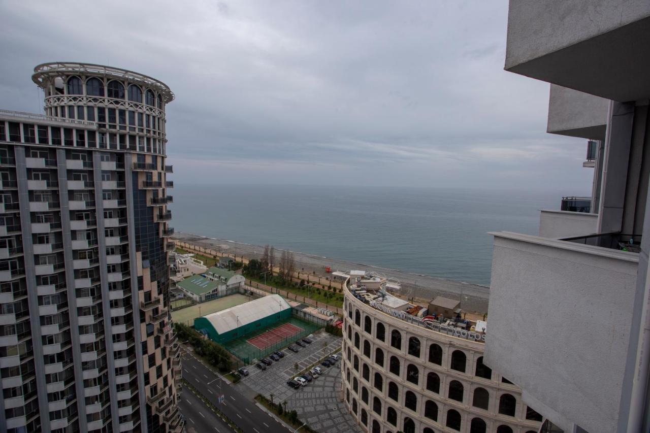 Blue Star Batumi Lejlighedshotel Eksteriør billede