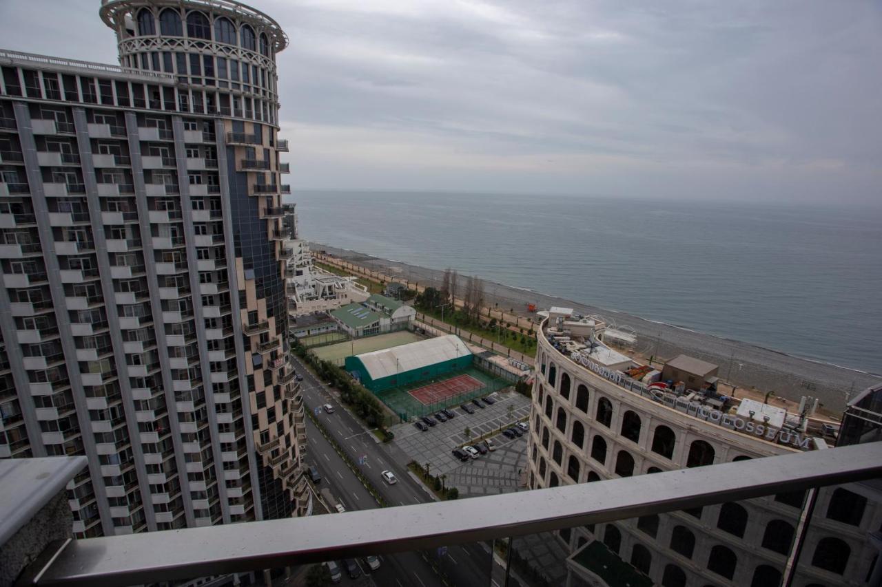 Blue Star Batumi Lejlighedshotel Eksteriør billede